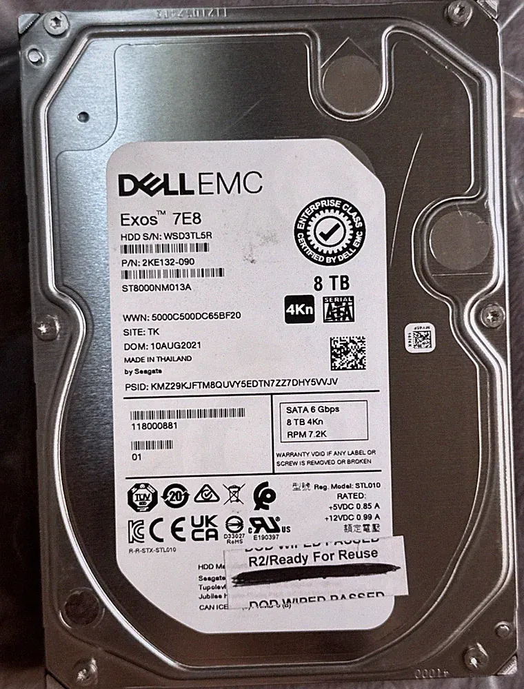 EMC Seagate Exos 7E8 8TB 7.2K SATA 6Gb/s 4Kn 3.5in HDD ST8000NM013A 118000881