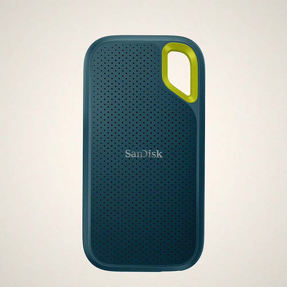 SanDisk 2TB Extreme Portable External SSD, Monterey - SDSSDE61-2T00-G25M