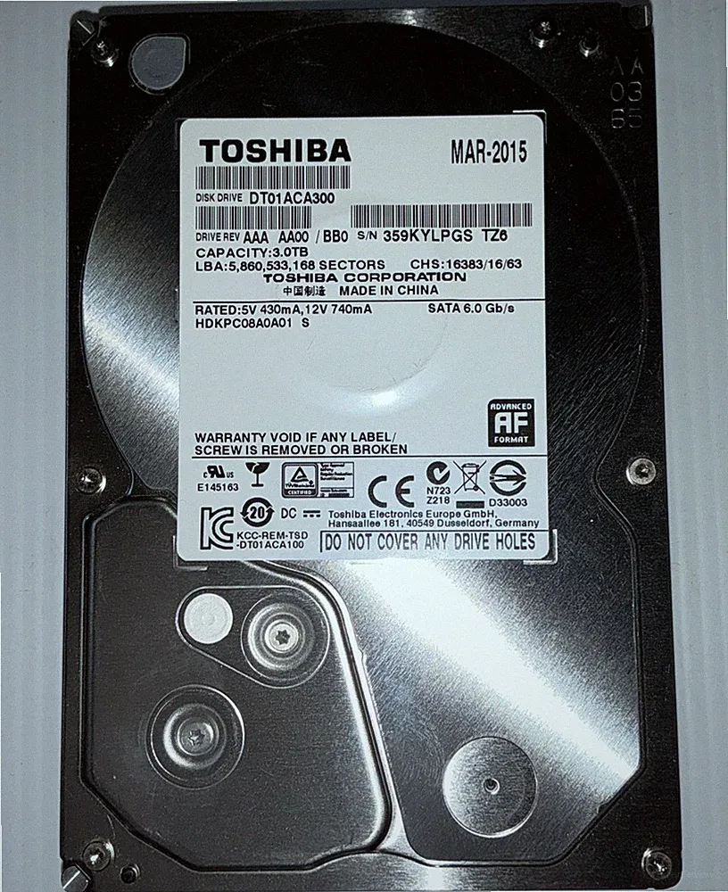 Toshiba DT01ACA300 3 TB 3.5" SATA III 3.5 in Desktop Hard Drive